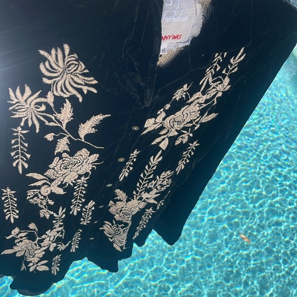 JOHNNY WAS Western Velvet Top - Picture 15 of 16